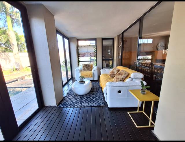 5 BEDROOM HOUSE TO LET IN UMHLANGA CENTRAL